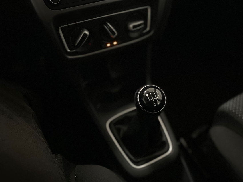 volkswagen fox 1.6 msi total flex connect 4p manual 5p 202111