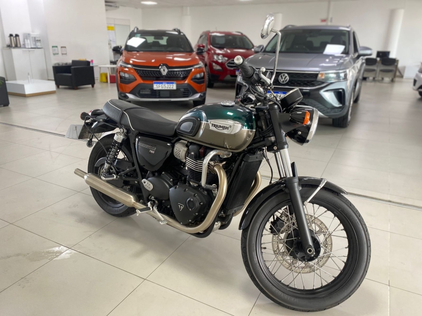 triumph bonneville bobber 1200 flex 2024