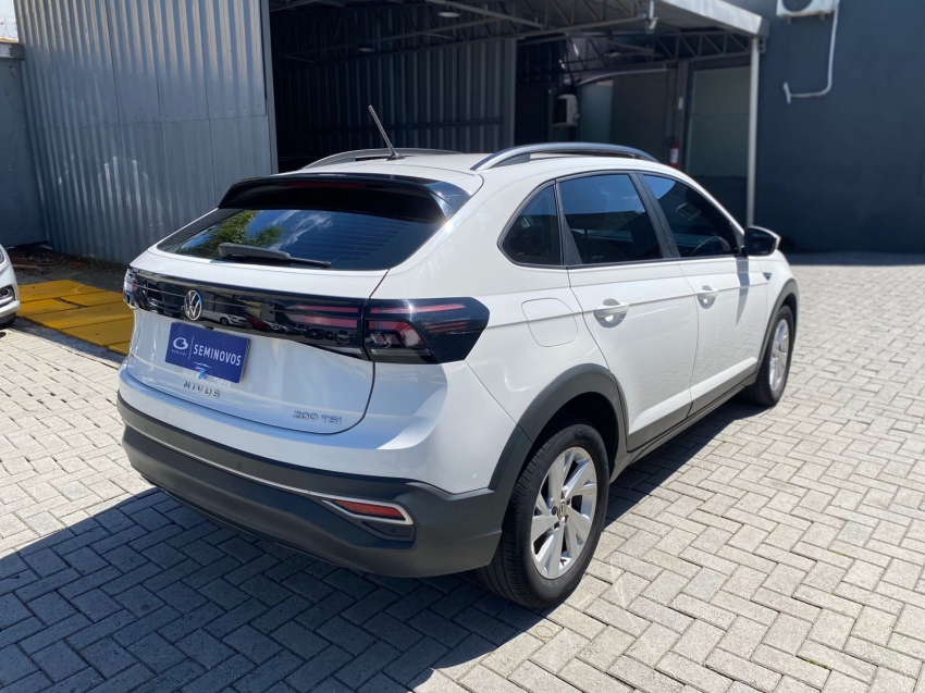 volkswagen nivus 1.0 200 tsi total flex comfortline automatico 5p 20225
