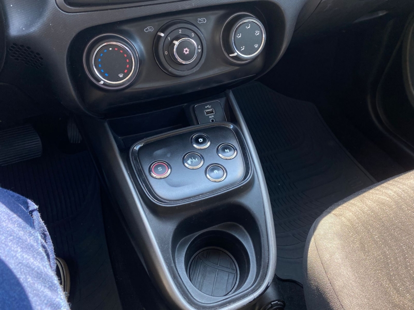 fiat cronos 1.3 firefly flex drive gsr 5p semiautomatico 201911