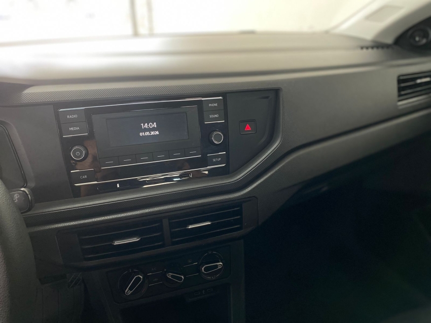 volkswagen polo 1.0 mpi track manual flex 5p 202410