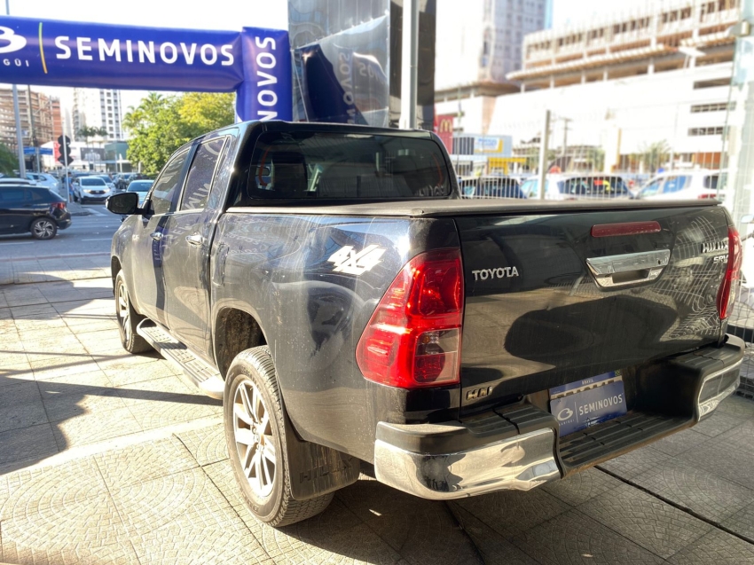 toyota hilux 2.7 srv 4x4 cd 16v flex 4p automatico diesel 5p 20203