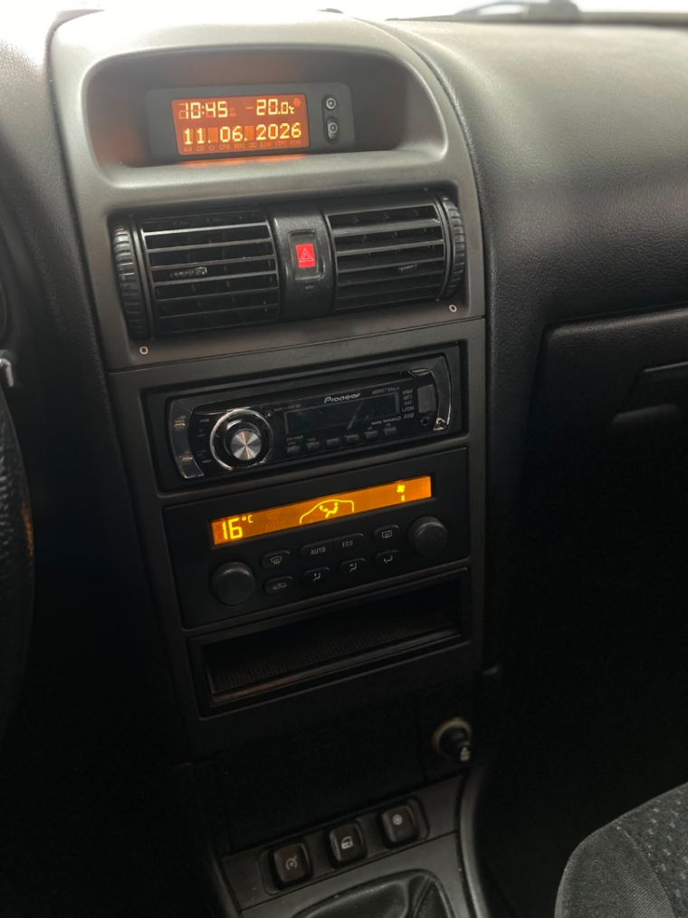 chevrolet astra 2.0 mpfi advantage 8v flex 4p manual 5p 201010