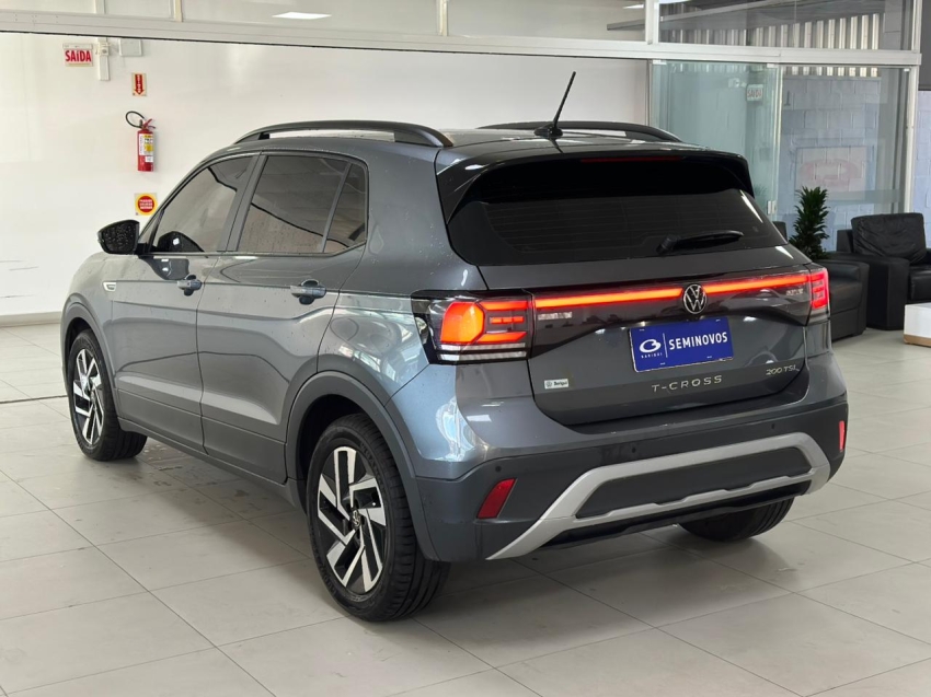 volkswagen t-cross 1.0 200 tsi total flex comfortline automatico 4p 20253