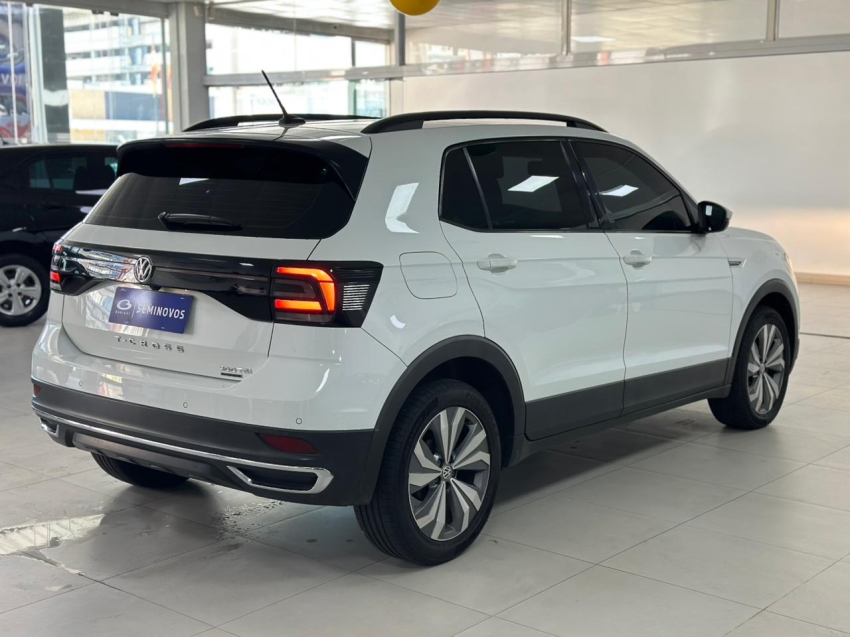 volkswagen t-cross 1.0 200 tsi total flex comfortline automatico 5p 20205