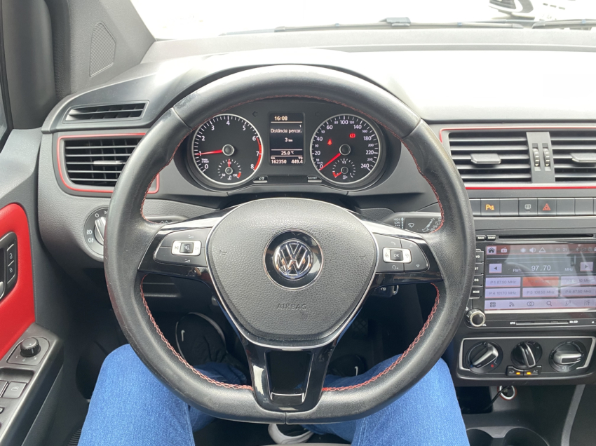 volkswagen fox 1.6 msi pepper 16v flex 4p manual 5p 201610