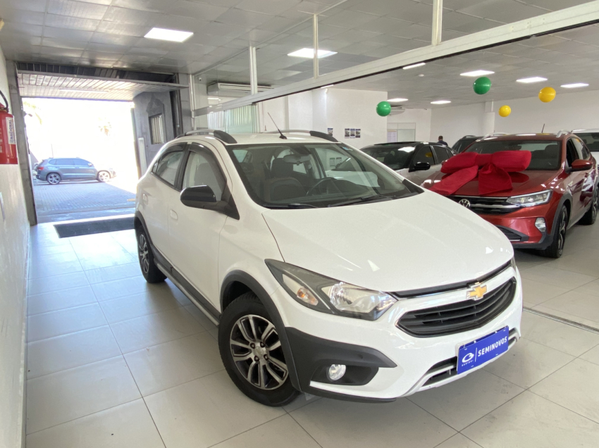 chevrolet onix 1.4 mpfi activ 8v flex 4p manual 1.0 5p 20180