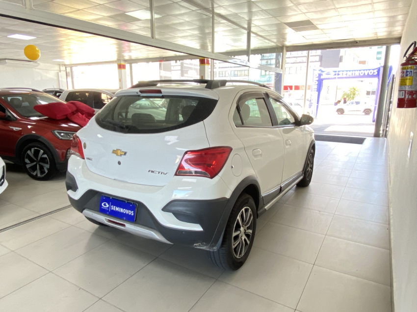 chevrolet onix 1.4 mpfi activ 8v flex 4p manual 1.0 5p 20185
