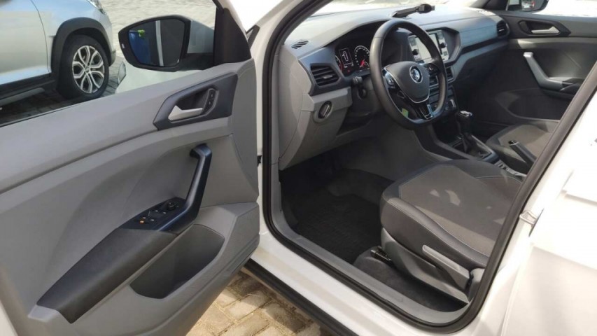 volkswagen t-cross 1.0 200 tsi total flex automatico 4p 202010