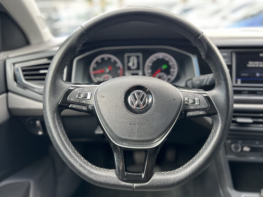 volkswagen polo 1.0 200 tsi comfortline automatico flex 4p 202111