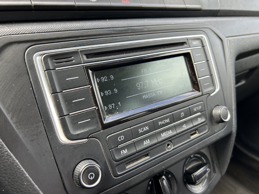 volkswagen voyage 1.0 12v mpi totalflex 4p manual flex 202313