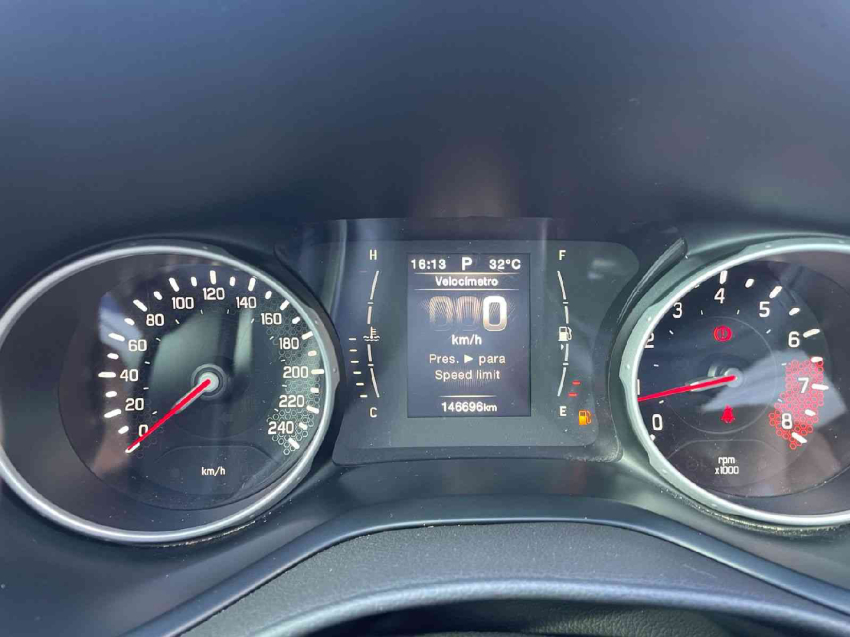 fiat toro 1.8 16v evo flex freedom at6 2017
