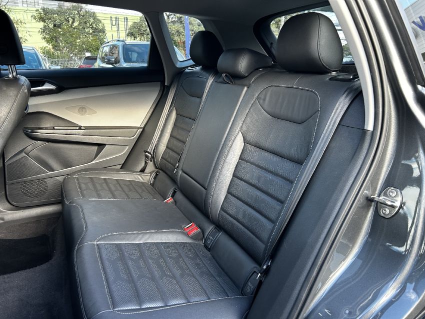 volkswagen taos 1.4 250 tsi total flex comfortline automatico 4p 2022