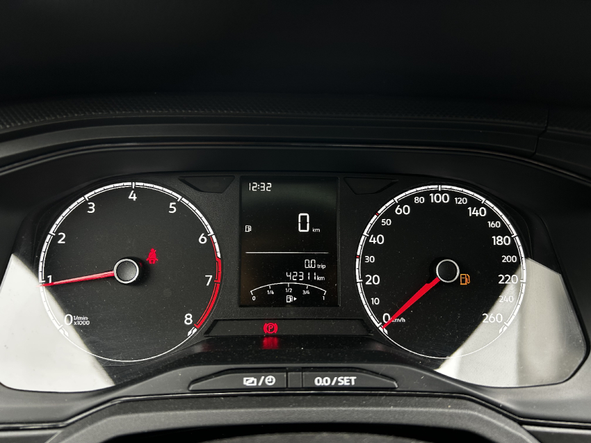 volkswagen polo 1.0 mpi track manual 2024