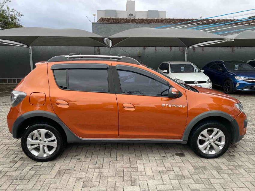 renault sandero 1.6 stepway 8v flex 4p manual 2016