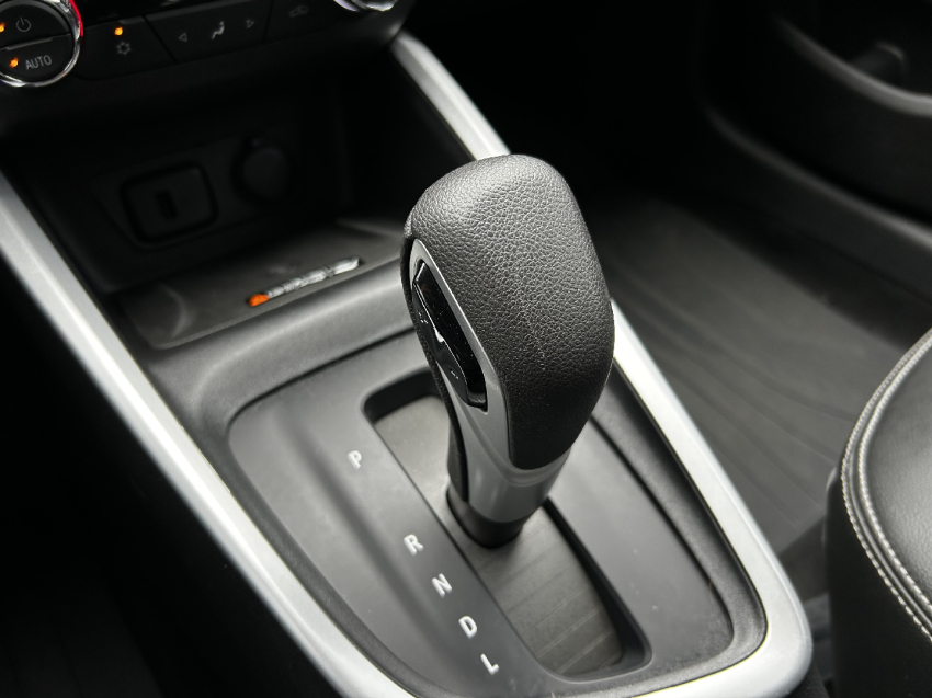 chevrolet onix 1.0 turbo flex plus premier automatico 2025