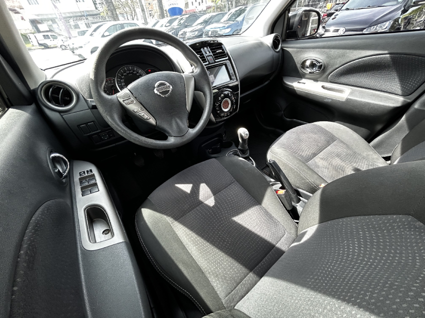 nissan march 1.6 sl 16v flex 4p manual 2017