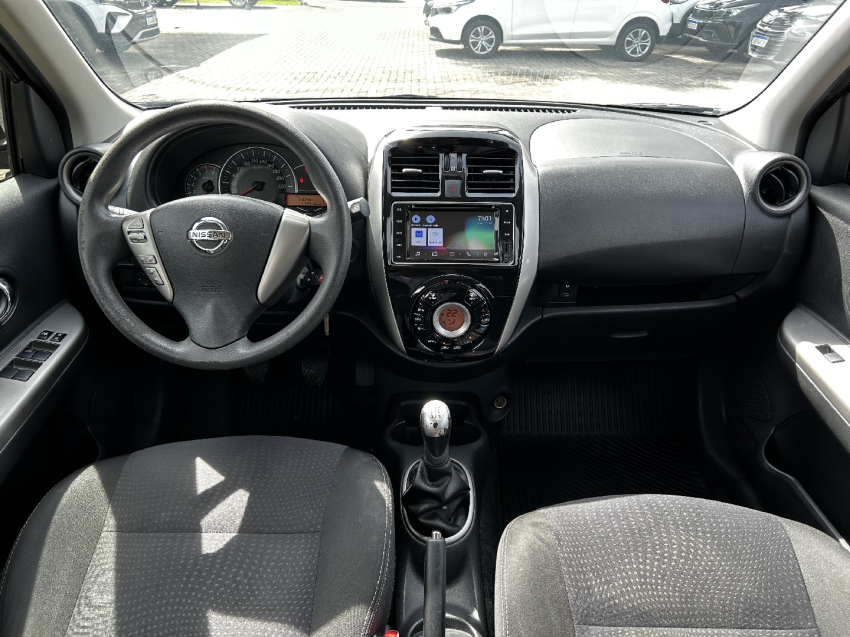 nissan march 1.6 sl 16v flex 4p manual 2017