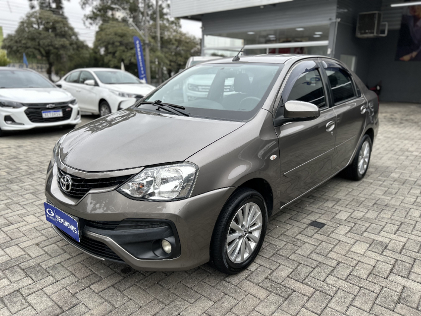 toyota etios 1.5 xs sedan 16v flex 4p automatico 2018