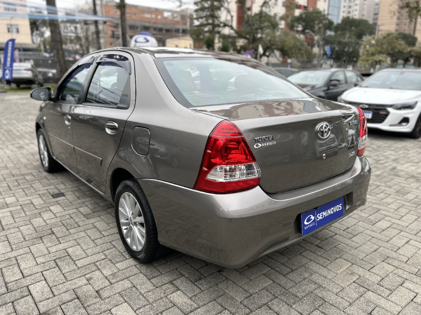 toyota etios 1.5 xs sedan 16v flex 4p automatico 2018
