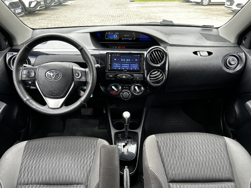 toyota etios 1.5 xs sedan 16v flex 4p automatico 2018