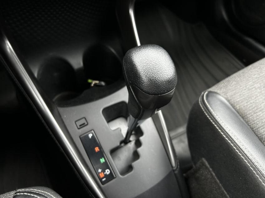 toyota yaris 1.5 16v flex xs connect multidrive 4p automatico 2023