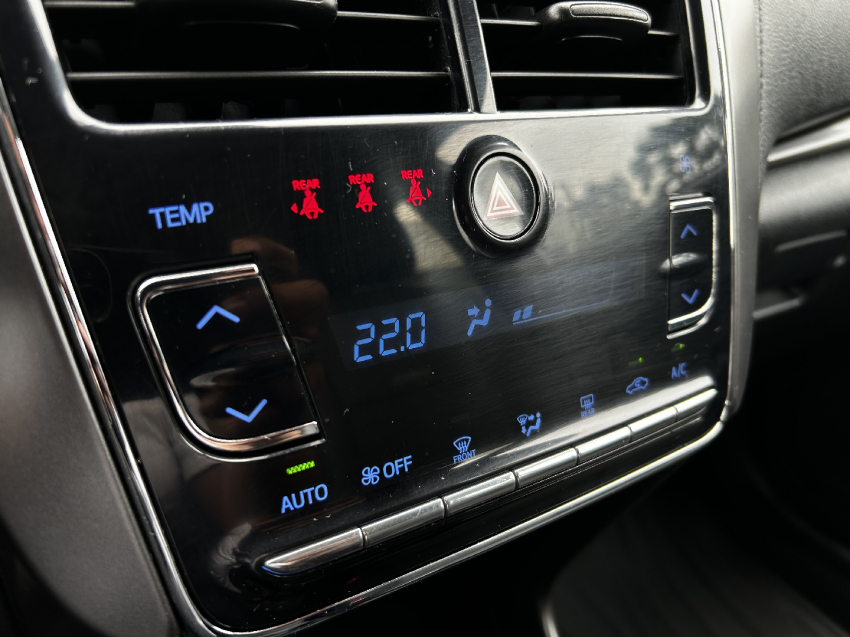 toyota yaris 1.5 16v flex xs connect multidrive 4p automatico 2023