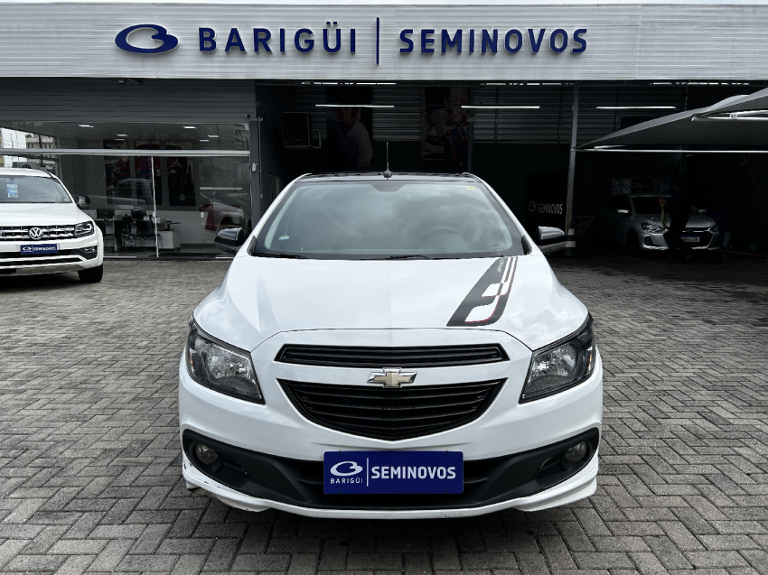 CHEVROLET ONIX 1.4 MPFI EFFECT 8V FLEX 4P MANUAL 2015