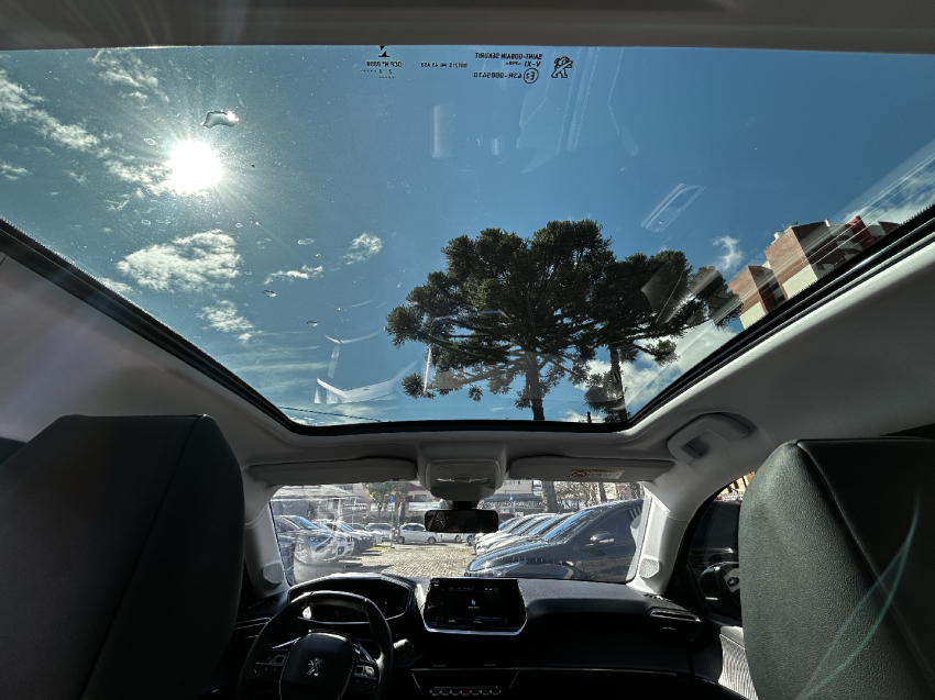 peugeot 208 1.6 16v flex griffe at6 4p automatico 2022