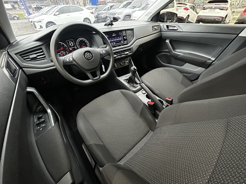 volkswagen polo 1.0 mpi total flex manual 4p 2021