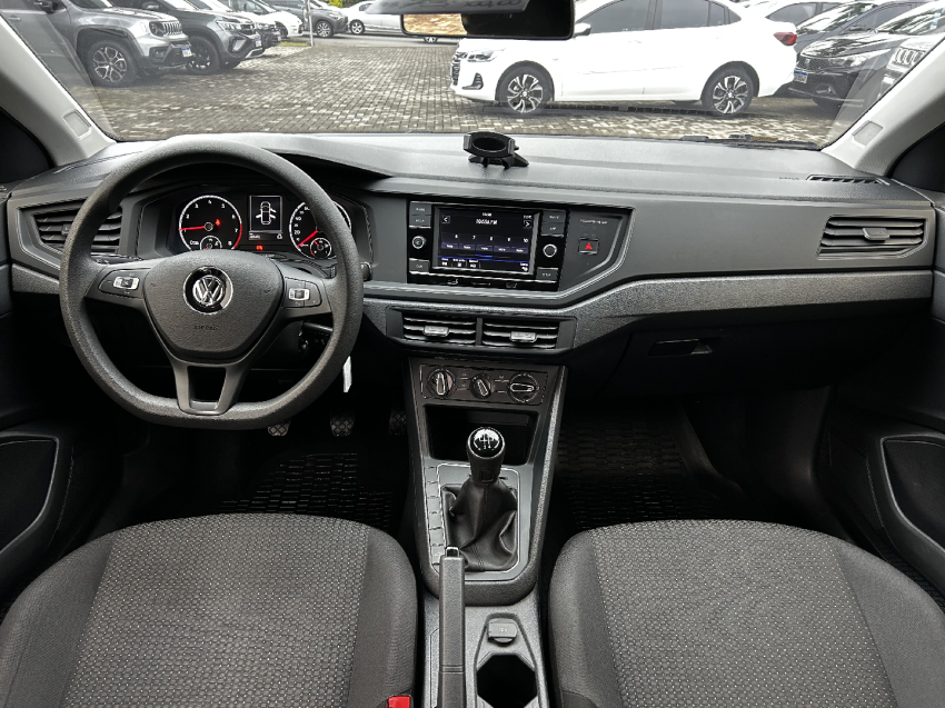 volkswagen polo 1.0 mpi total flex manual 4p 2021