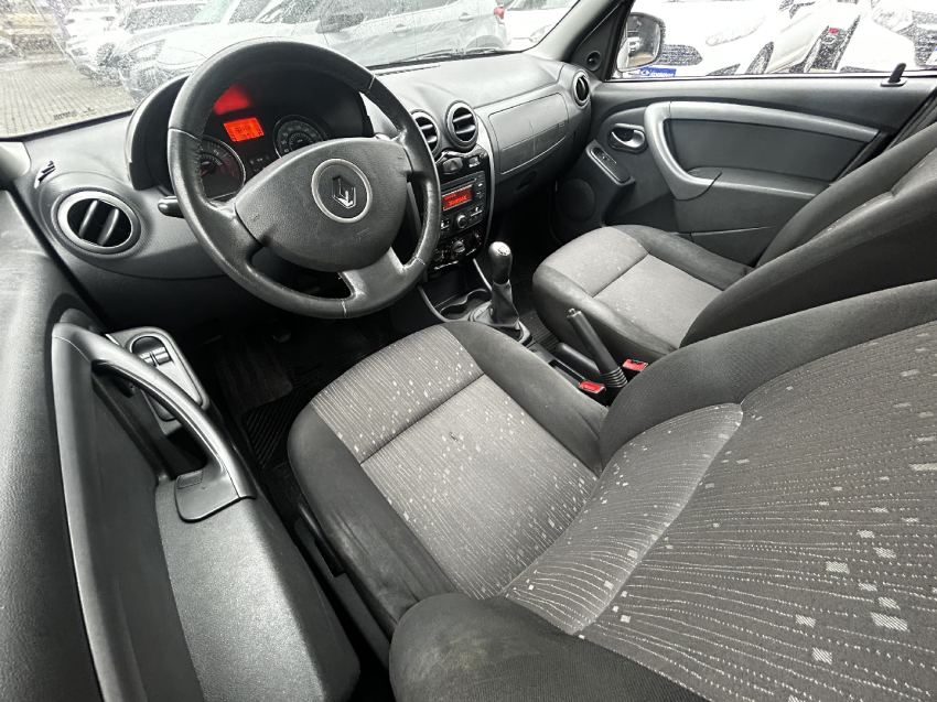 renault logan 1.0 expression 16v flex 4p manual 2013