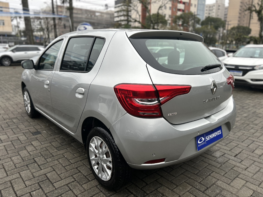 renault sandero 1.6 16v sce flex zen manual 1.0 4p 2022