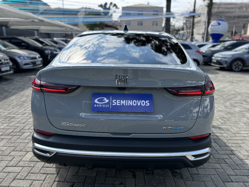 fiat fastback 1.0 turbo 200 hybrid audace cvt hibrido 4p automatico 2025