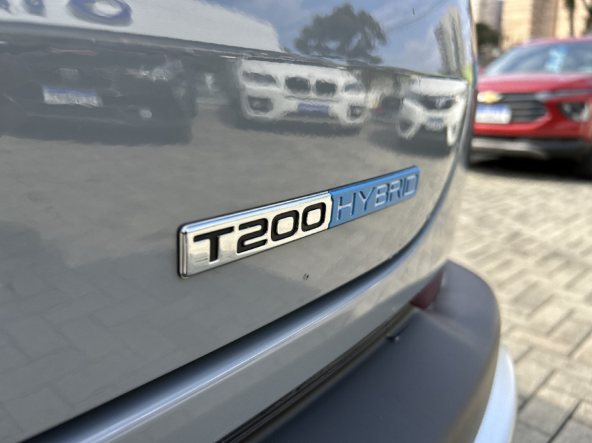 fiat fastback 1.0 turbo 200 hybrid audace cvt hibrido 4p automatico 2025