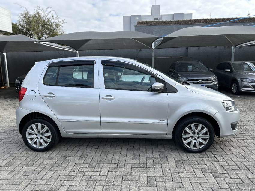 volkswagen fox 1.0 mi 8v flex 4p manual 2012