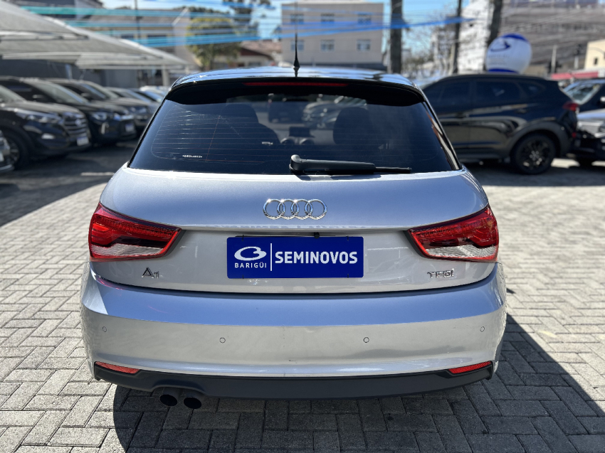 audi a1 1.4 tfsi sportback attraction 16v 122cv gasolina 4p s-tronic automatico 2016