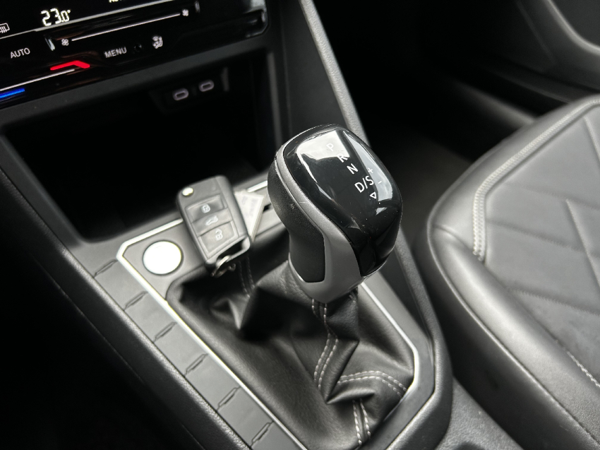volkswagen virtus 1.4 250 tsi exclusive automatico flex 4p 2025