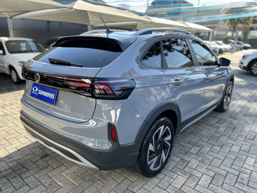 volkswagen nivus 1.0 200 tsi total flex highline automatico 4p 2025