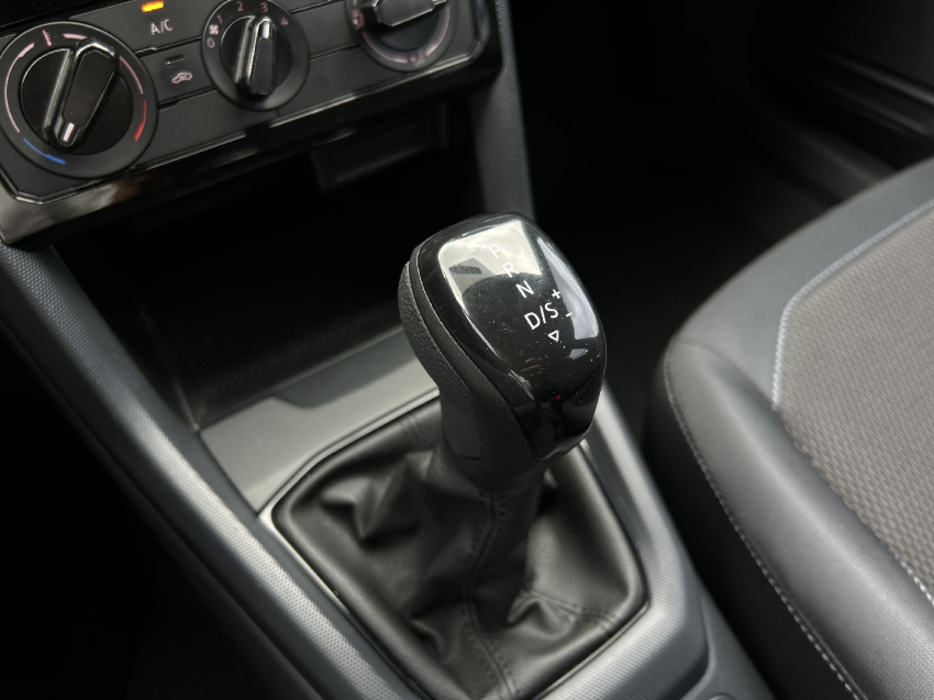 volkswagen t-cross 1.0 200 tsi total flex sense automatico 4p 202415