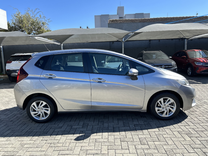 honda fit 1.5 lx 16v flex 4p automatico 2015