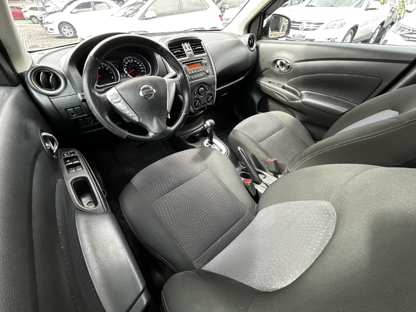 nissan versa 1.6 16v flex sv 4p xtronic automatico 2018