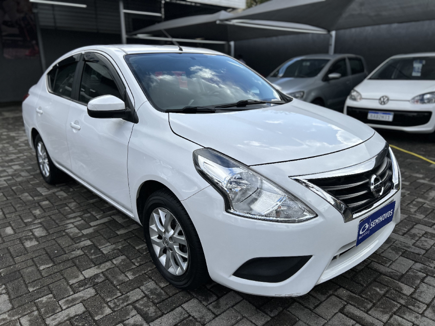 nissan versa 1.6 16v flex sv 4p xtronic automatico 2018