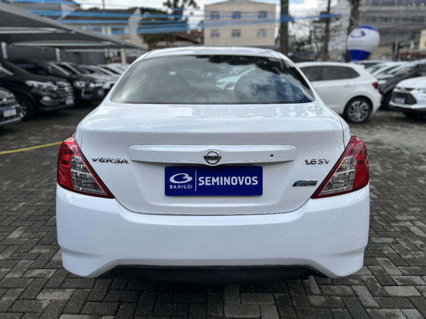 nissan versa 1.6 16v flex sv 4p xtronic automatico 2018
