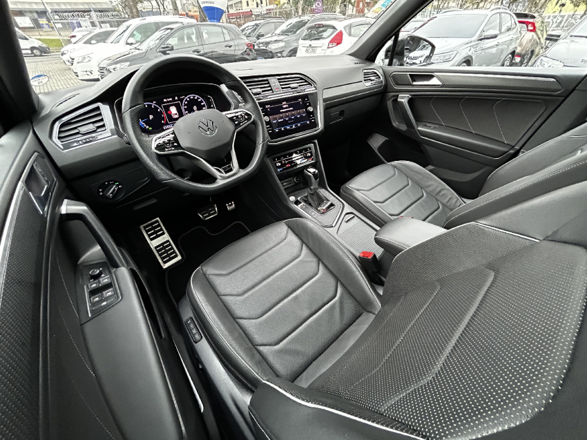 volkswagen tiguan 2.0 300 tsi gasolina allspace r-line automatico 4p 2024