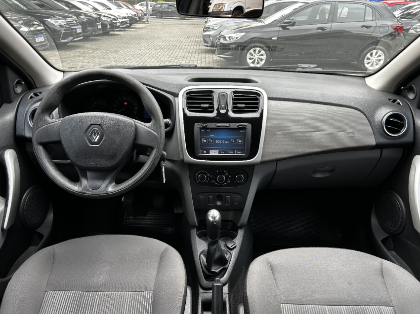 renault logan 1.6 expression 8v flex 4p manual 2015