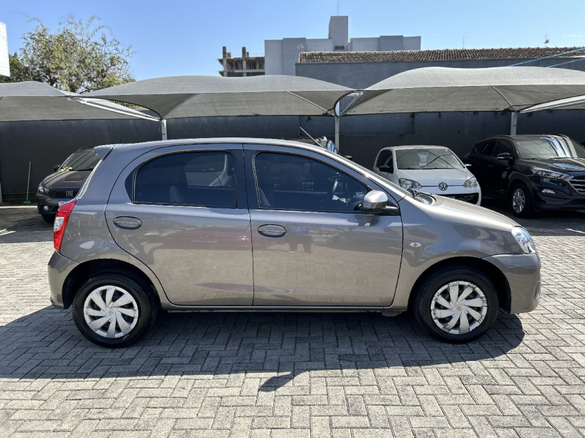 toyota etios 1.5 xs 16v flex 4p automatico 2018