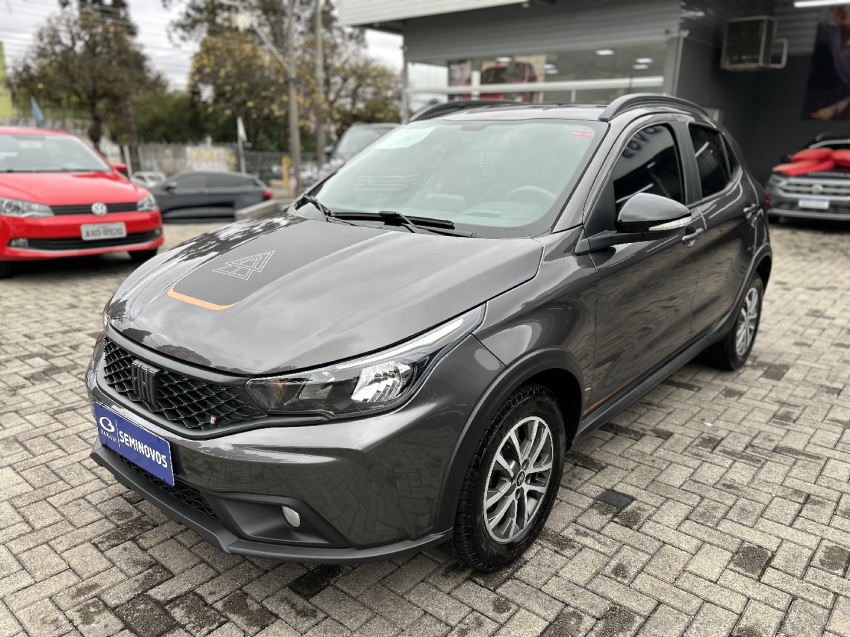 fiat argo 1.3 firefly flex trekking cvt 4p automatico 2024