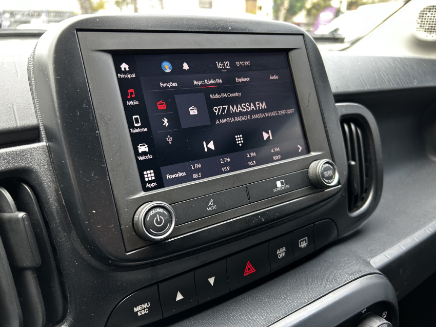 fiat mobi 1.0 firefly flex trekking manual 4p 2025
