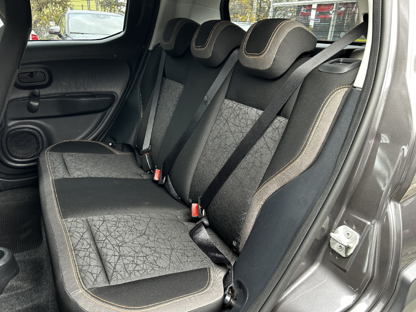 fiat mobi 1.0 firefly flex trekking manual 4p 2025